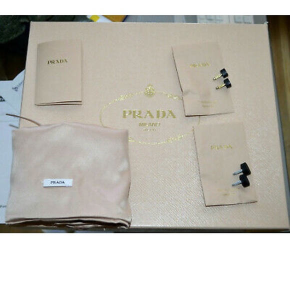 Prada heels 39.5 - Picture 10 of 10